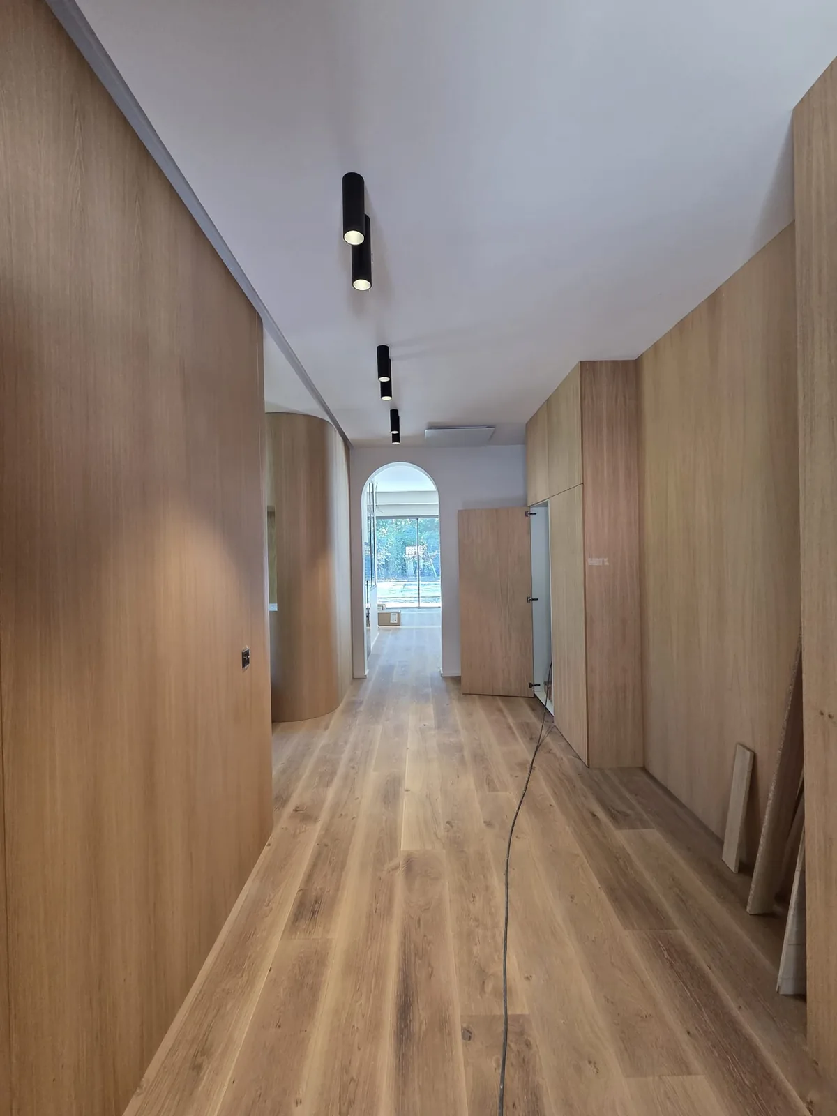 Placards et rangements bois sur mesure par AS de Bâtiment